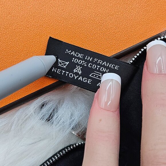 Hermès  Fourre Tout PM Wallet - Picture 9 of 14